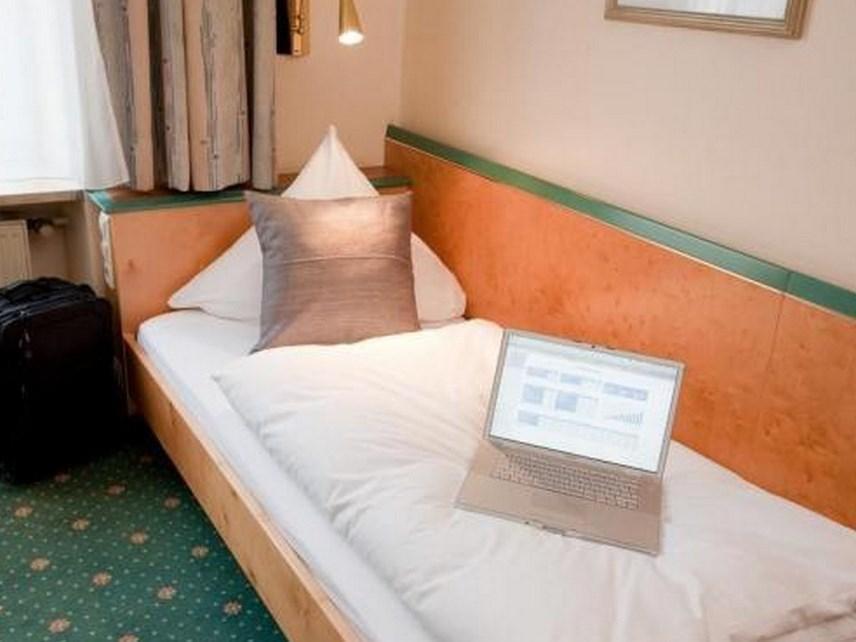 Hotel Mueller Мюнхен Номер фото