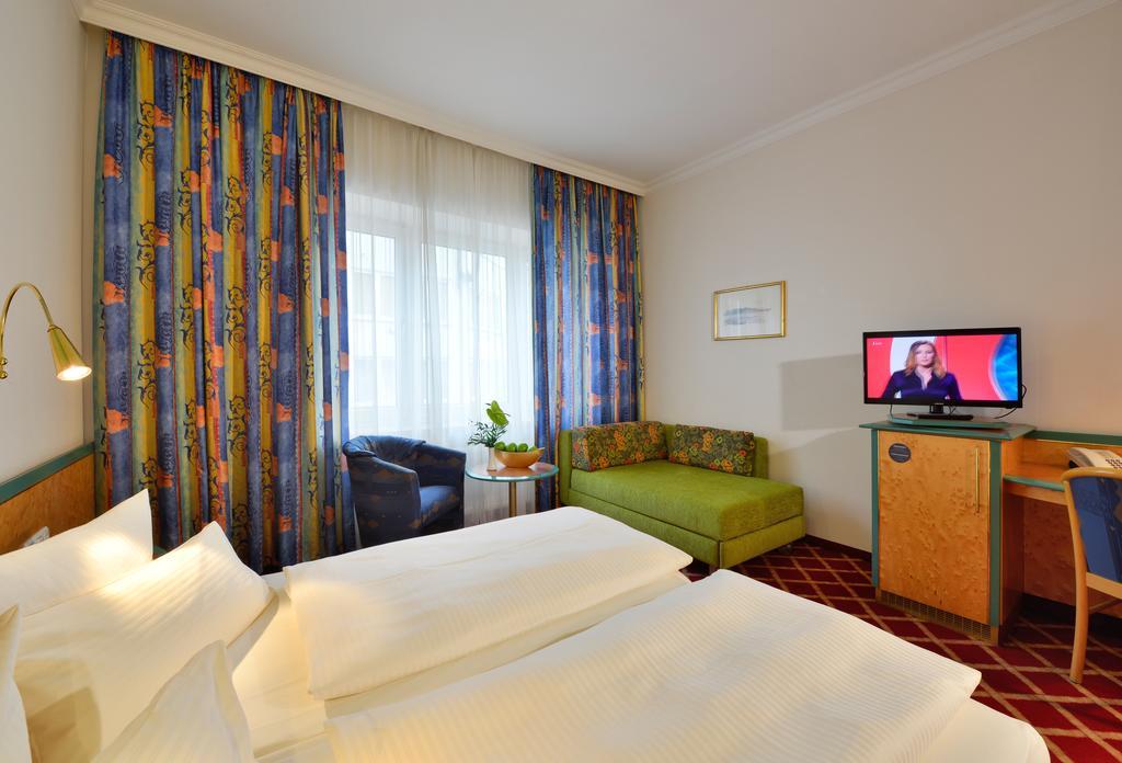 Hotel Mueller Мюнхен Екстер'єр фото