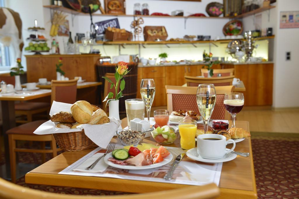 Hotel Mueller Мюнхен Екстер'єр фото