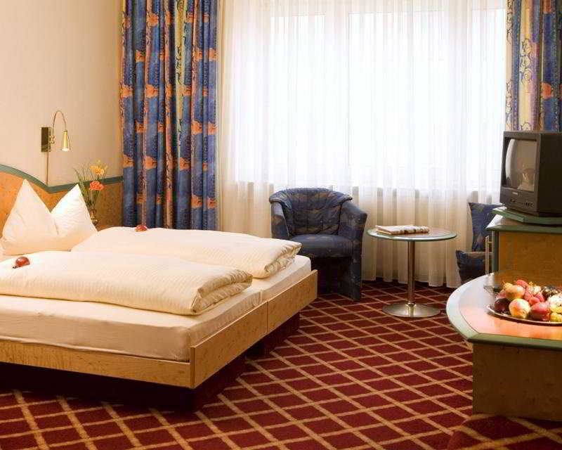 Hotel Mueller Мюнхен Екстер'єр фото