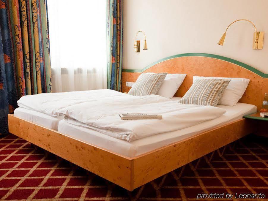 Hotel Mueller Мюнхен Екстер'єр фото