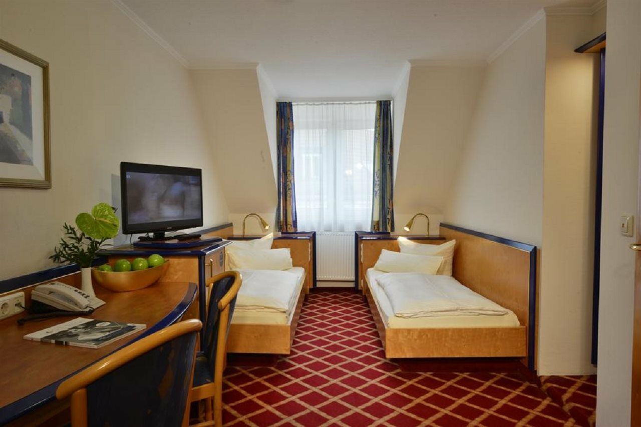 Hotel Mueller Мюнхен Екстер'єр фото